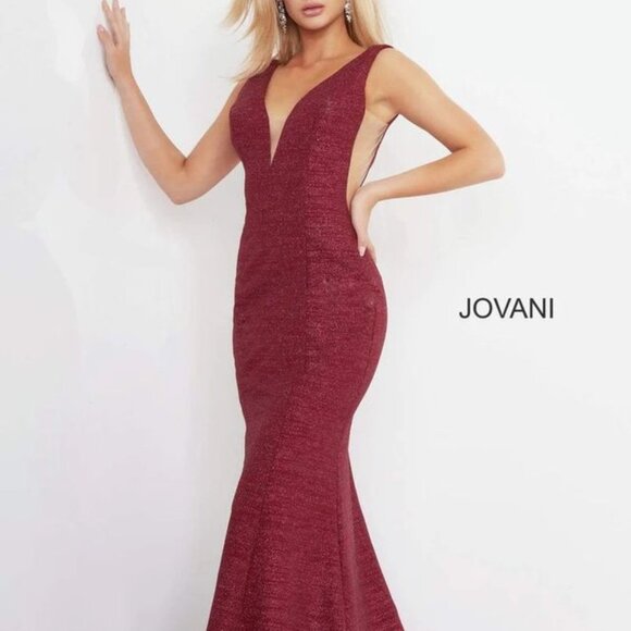 Jovani Dresses & Skirts - Jovani Sleeveless Glitter Jersey V-Neck Mermaid Dress New with Tags